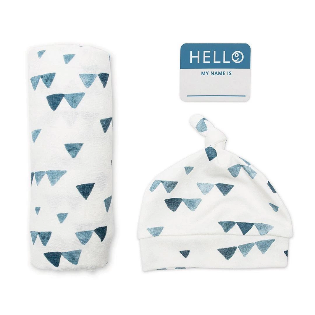 Lulujo Hello World Newborn Set- Navy Triangles Baby 2 Lulujo Hello World Newborn Set- Navy Triangles Baby